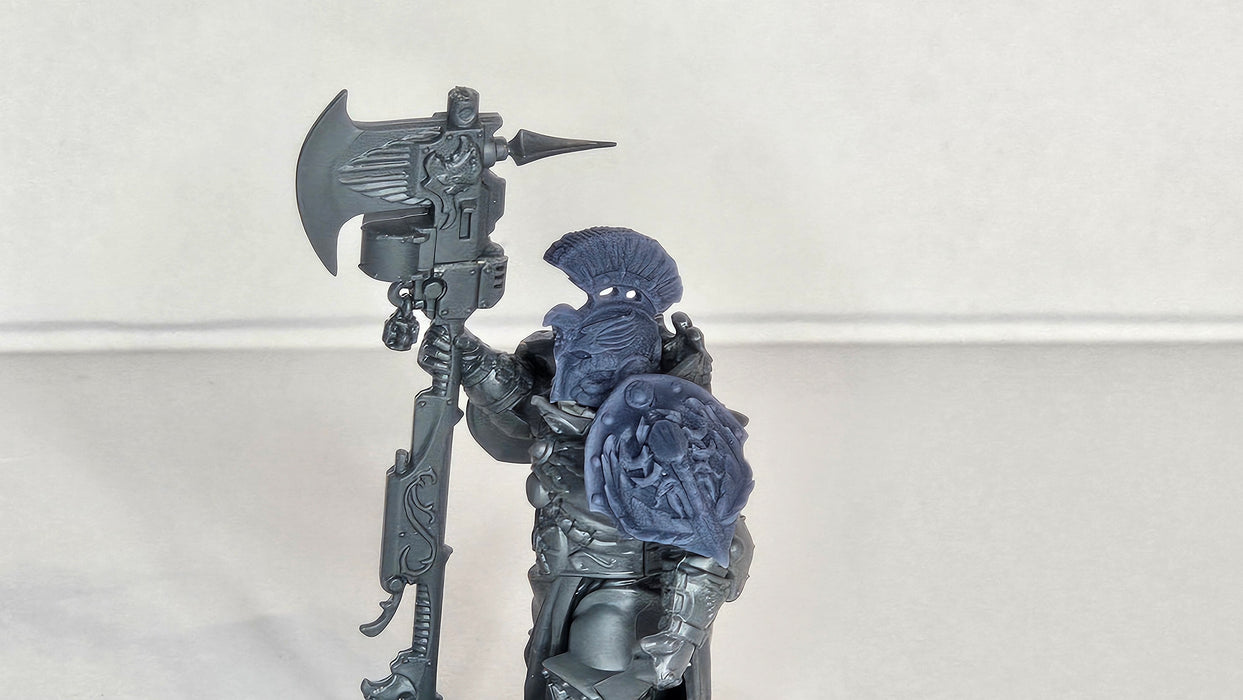 Golden Scorpus Pauldrons