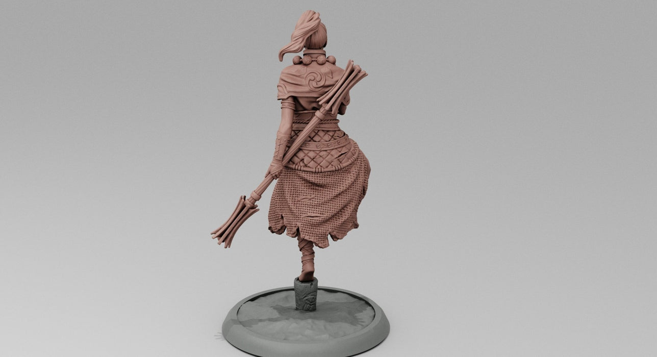 Human Monk Warrior [Female] - Resin Munitorum